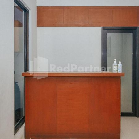 De Lugano Scbd Syariah Mitra Reddoorz Hotel Jakarta Eksteriør billede