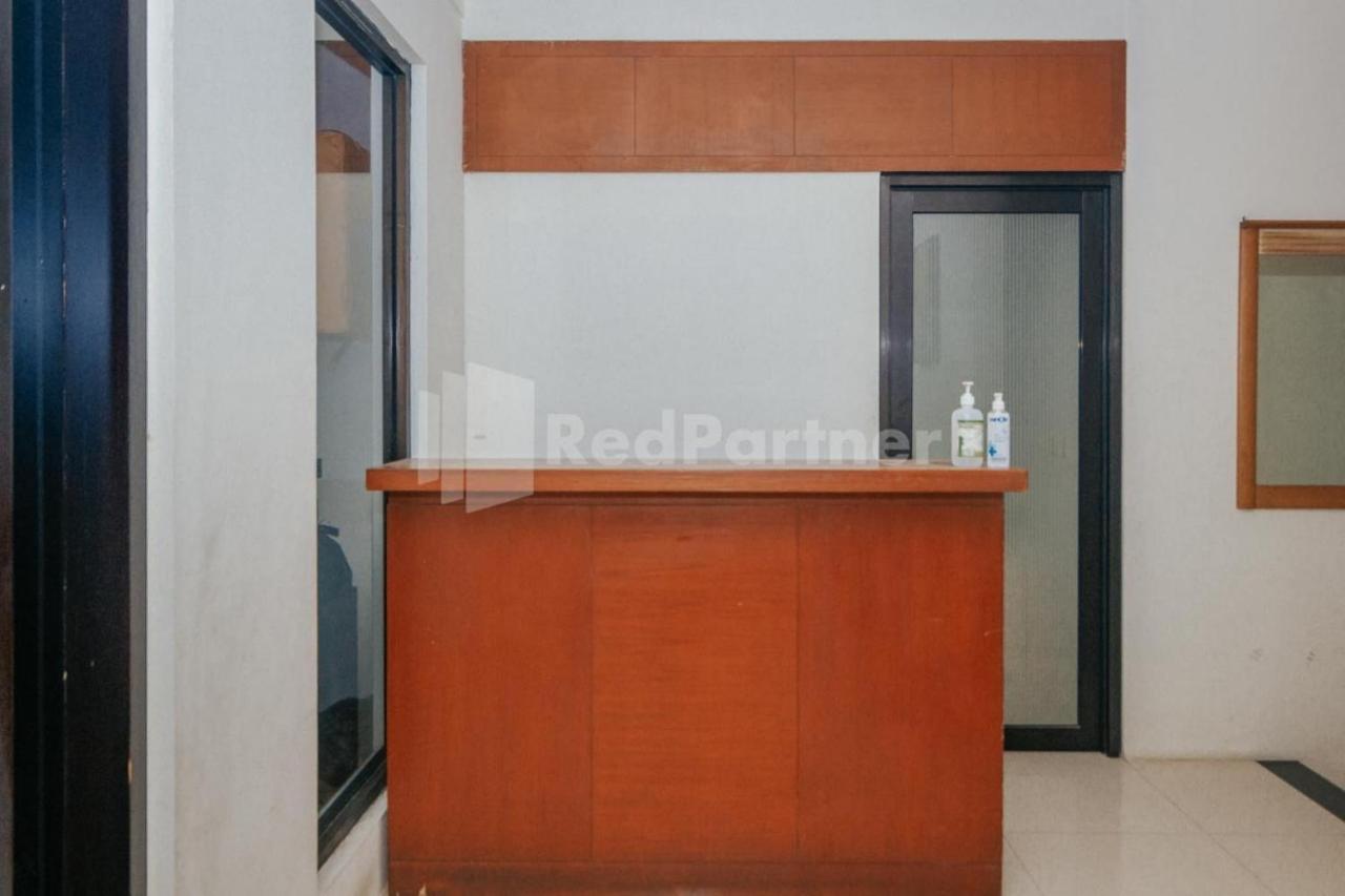 De Lugano Scbd Syariah Mitra Reddoorz Hotel Jakarta Eksteriør billede