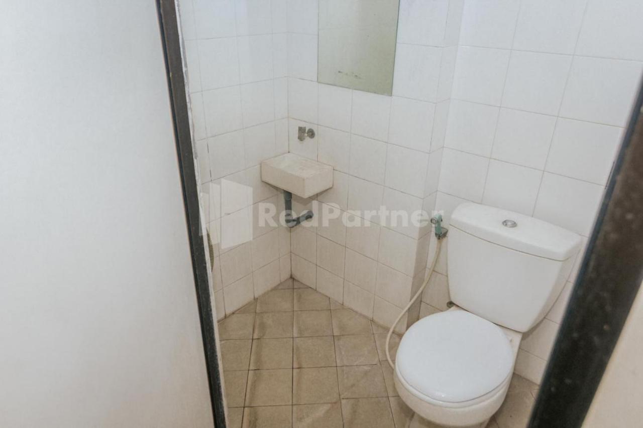 De Lugano Scbd Syariah Mitra Reddoorz Hotel Jakarta Eksteriør billede
